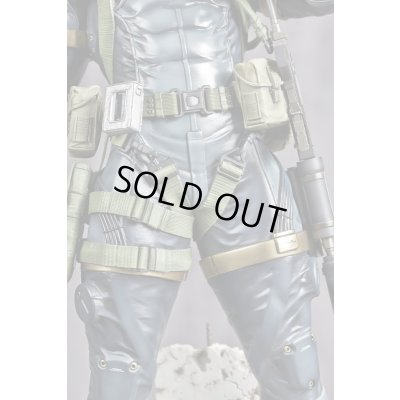 Photo11: METAL GEAR SOLID V GROUND ZEROES / SNAKE 1/6 Scale Statue 