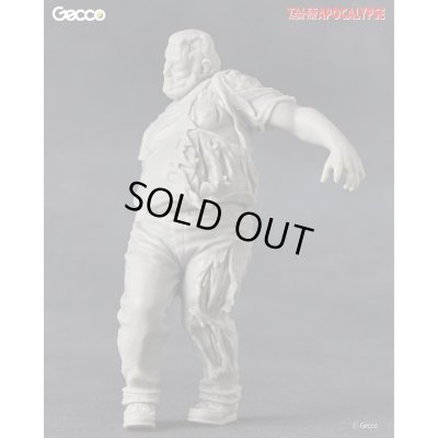 Photo15: Tales from the Apocalypse, The Truck Driver - 1/16 Scale Zombie Plastic Model Kit