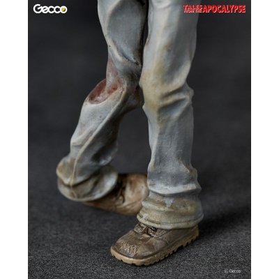 Photo8: Tales from the Apocalypse, The Traffic Guard - 1/16 Scale Zombie Plastic Model Kit