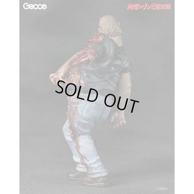 Photo5: Tales from the Apocalypse, The Truck Driver - 1/16 Scale Zombie Plastic Model Kit