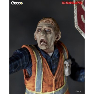 Photo6: Tales from the Apocalypse, The Traffic Guard - 1/16 Scale Zombie Plastic Model Kit