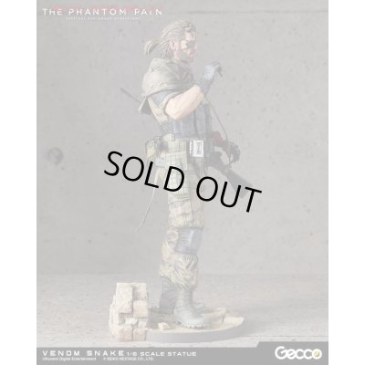 Photo4: METAL GEAR SOLID V: THE PHANTOM PAIN / VENOM SNAKE 1/6 Scale Statue (Free Shipping)