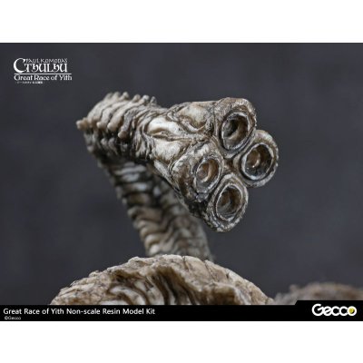 Photo16: Paul Komoda's Cthulhu "Great Race of Yith" Non-scale Resin Model Kit