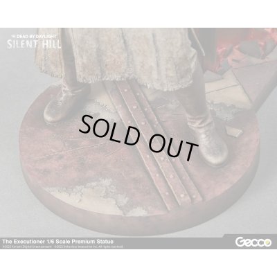 Photo17: SILENT HILL x Dead by Daylight, The Executioner 1/6 Scale Premium Statue