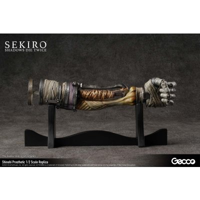 Photo17: SEKIRO: SHADOWS DIE TWICE Shinobi Prosthetic 1/2 Scale Replica