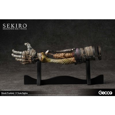 Photo22: SEKIRO: SHADOWS DIE TWICE Shinobi Prosthetic 1/2 Scale Replica