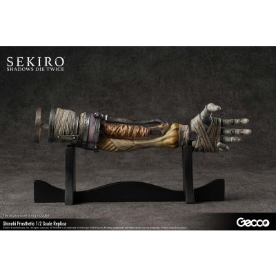Photo21: SEKIRO: SHADOWS DIE TWICE Shinobi Prosthetic 1/2 Scale Replica