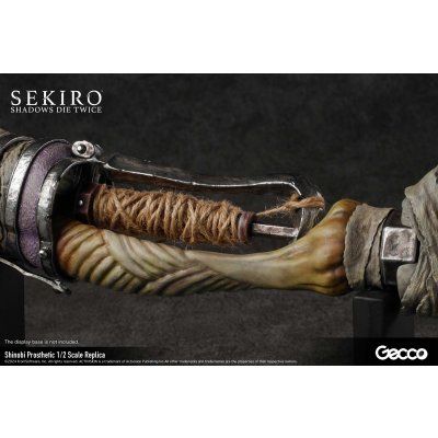 Photo15: SEKIRO: SHADOWS DIE TWICE Shinobi Prosthetic 1/2 Scale Replica