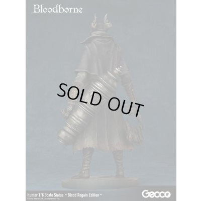 Photo46: Bloodborne Hunter 1/6 Scale Statue ~Blood Regain Edition~