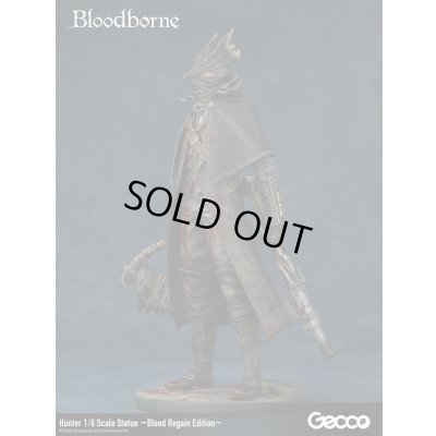 Photo4: Bloodborne Hunter 1/6 Scale Statue ~Blood Regain Edition~